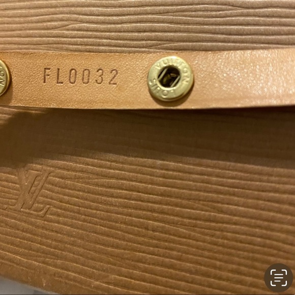 SOLD*SOLD* -Louis Vuitton Florentine Belt Bag- - Picture 14 of 14